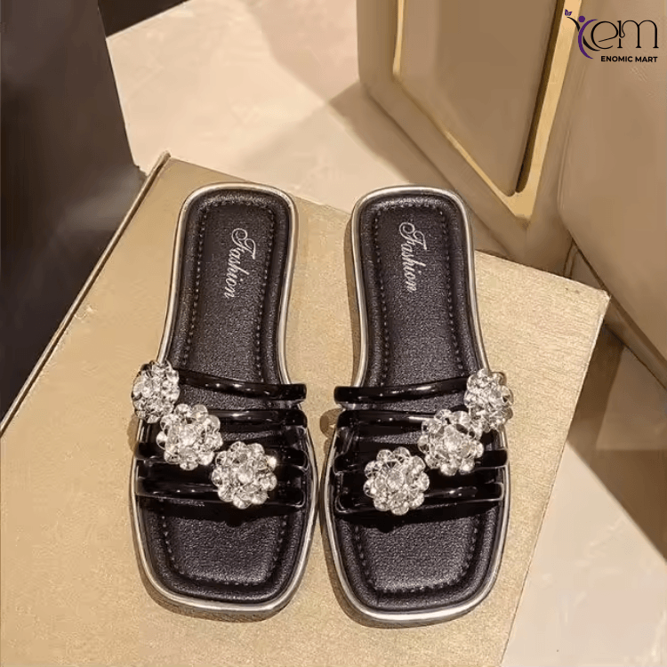 Women's New Flat Slippers with Light Platform Casual Fashion Soft Soles Square Head Diamonds Outdoor Beach Slippers