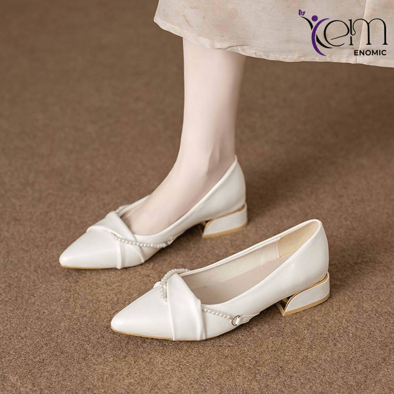 Women’s Elegant Pointed-Toe Pearl Flats